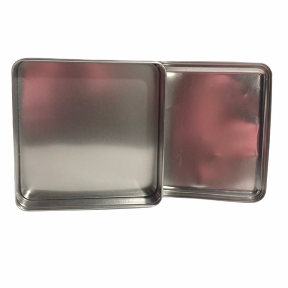 Ralph Lauren Romance Your Valentine Can - Picture 4 of 4